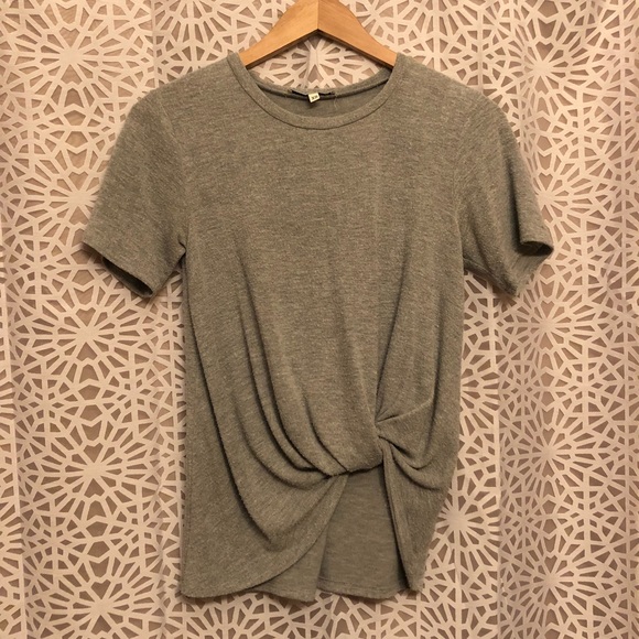 June & Hudson Gray Knot Short Sleeve T Shirt - Picture 2 of 6